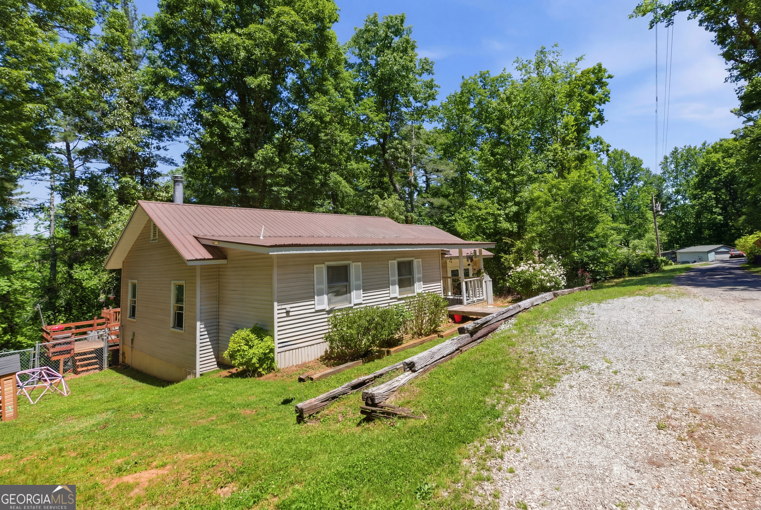 313 Pratten Drive Cleveland GA 30528