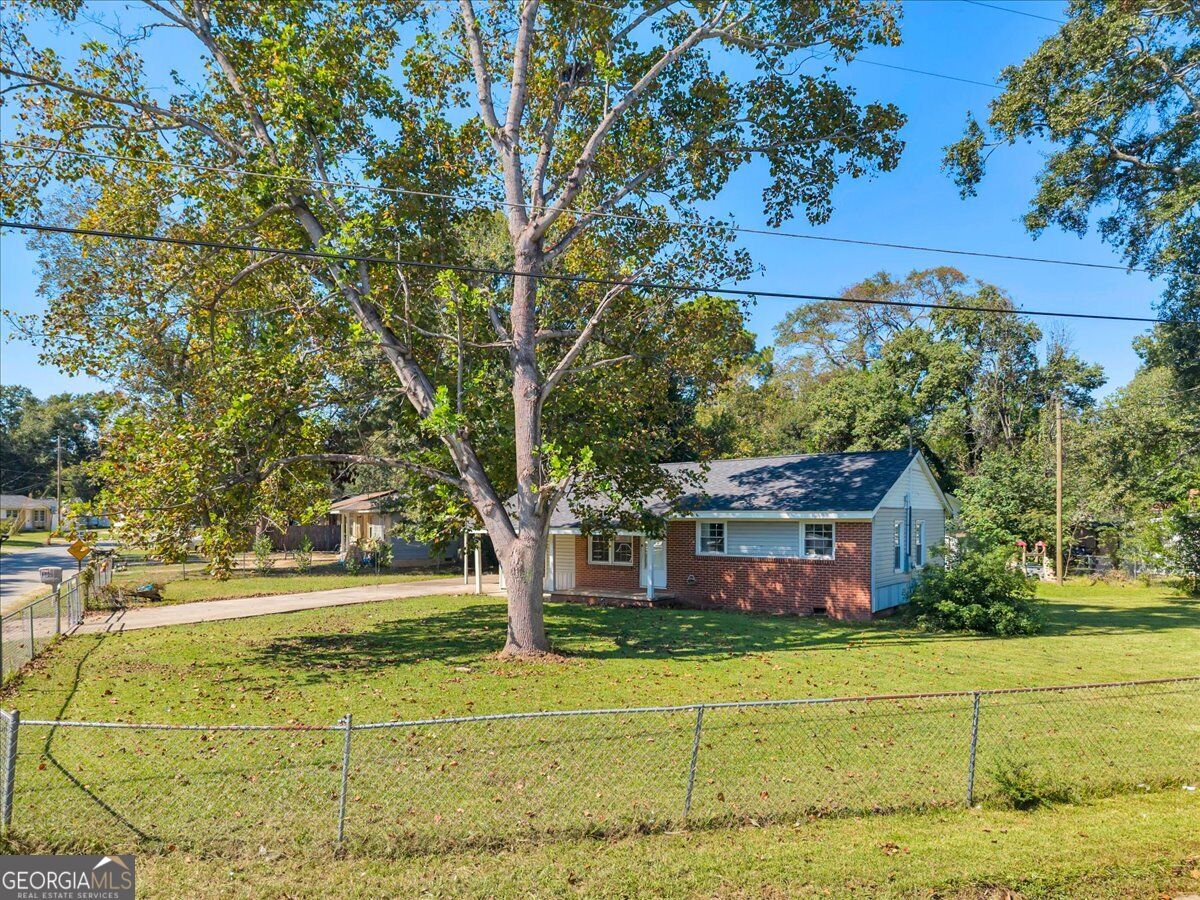 100 Ravenwood Way Warner Robins GA 31093