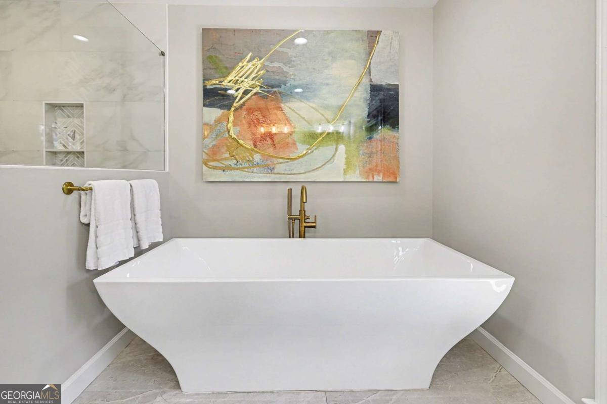 7070 Glenridge Drive Atlanta GA 30328