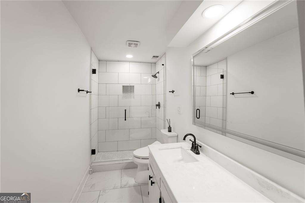 3649 Peachtree Road NE Atlanta GA 30319