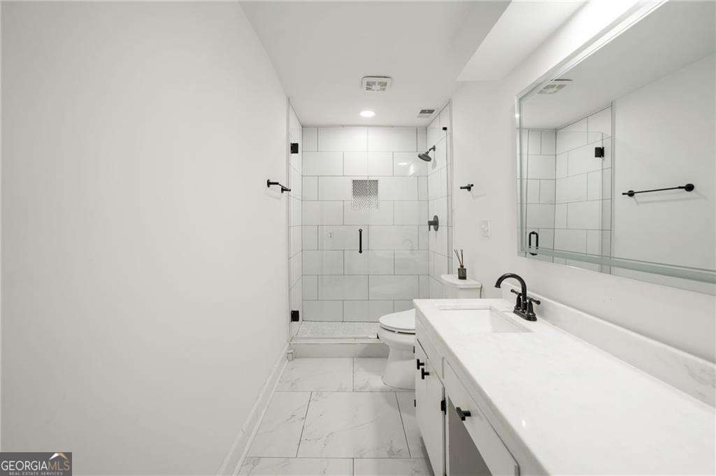 3649 Peachtree Road NE Atlanta GA 30319