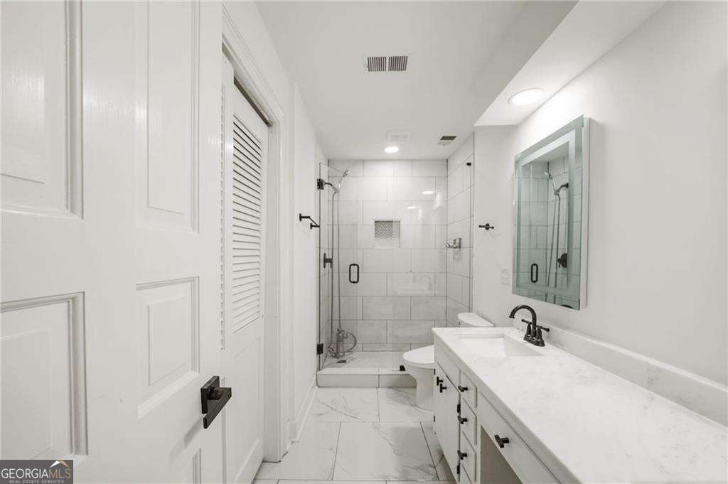 3649 Peachtree Road NE Atlanta GA 30319