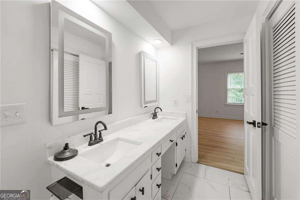 3649 Peachtree Road NE Atlanta GA 30319