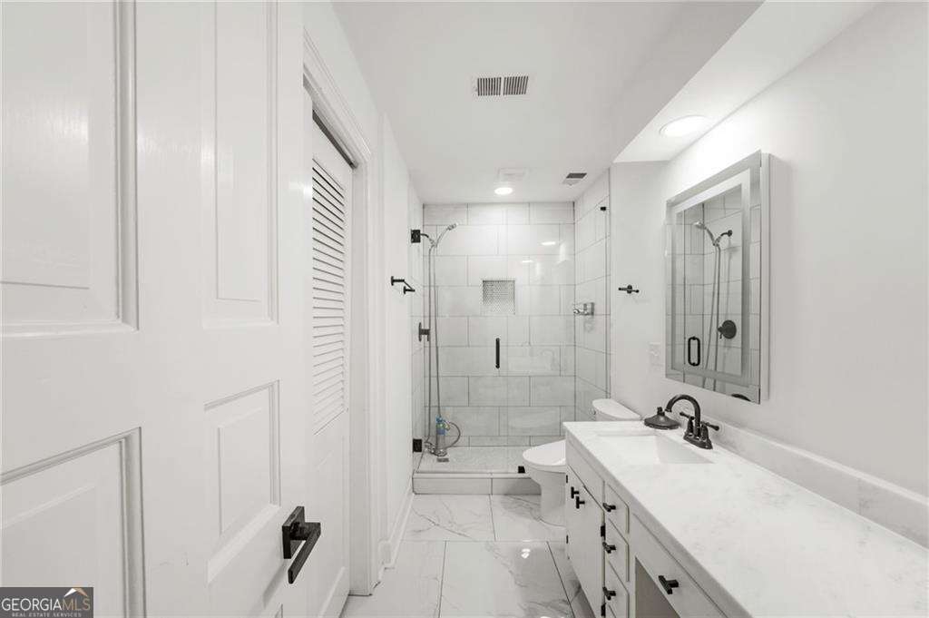 3649 Peachtree Road NE Atlanta GA 30319