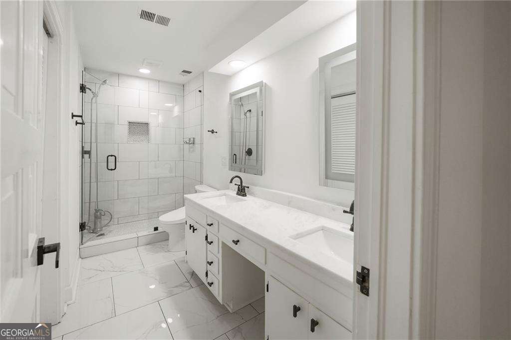 3649 Peachtree Road NE Atlanta GA 30319