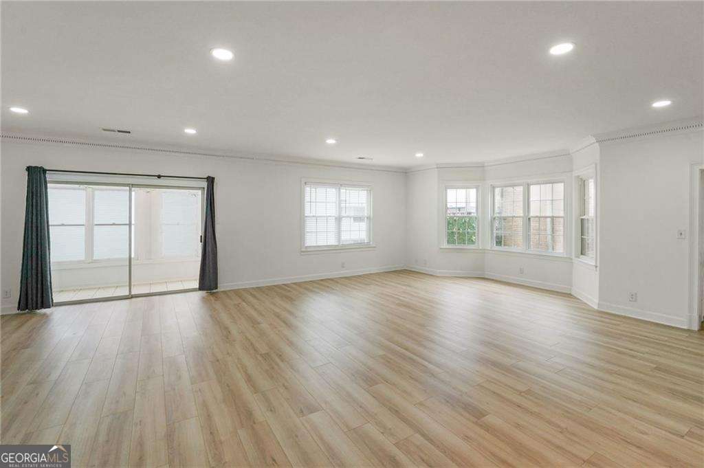 3649 Peachtree Road NE Atlanta GA 30319