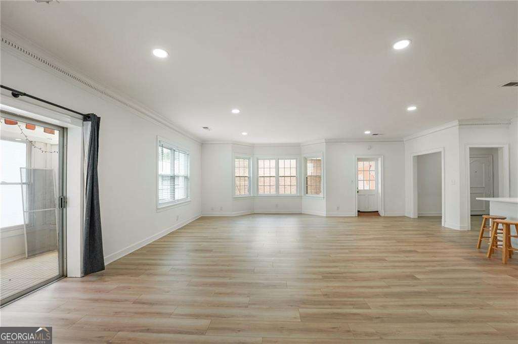 3649 Peachtree Road NE Atlanta GA 30319