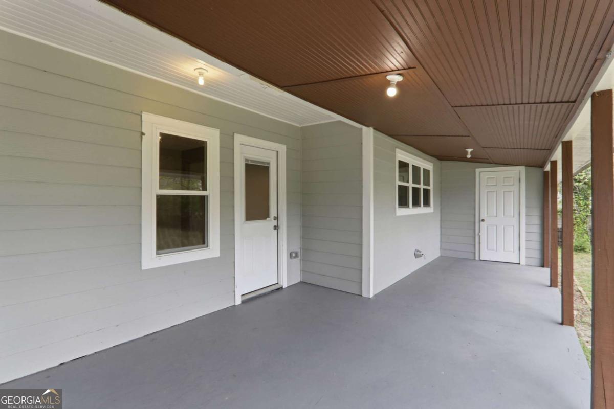 6538 N Sweetwater Road Lithia Springs GA 30122