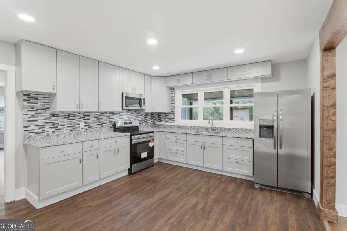 6538 N Sweetwater Road Lithia Springs GA 30122
