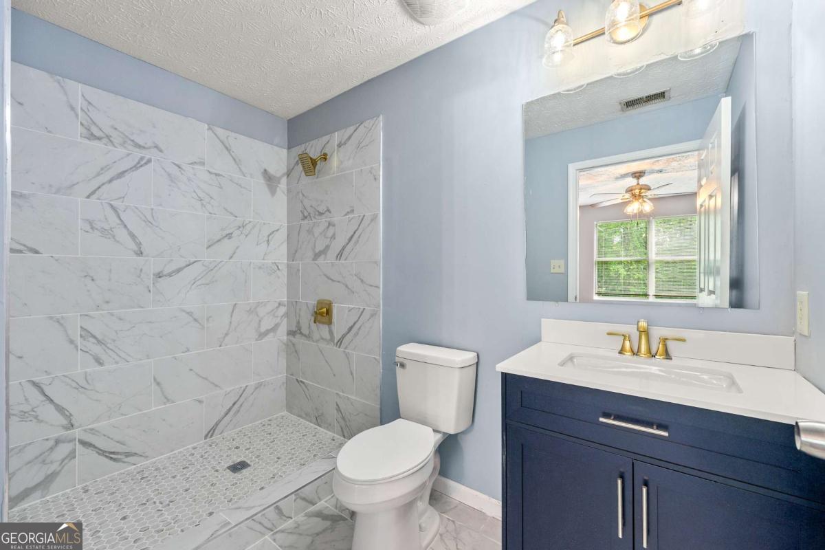 3247 Fairington Drive Lithonia GA 30038