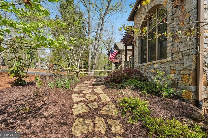 63 Choctaw Ridge Big Canoe GA 30143