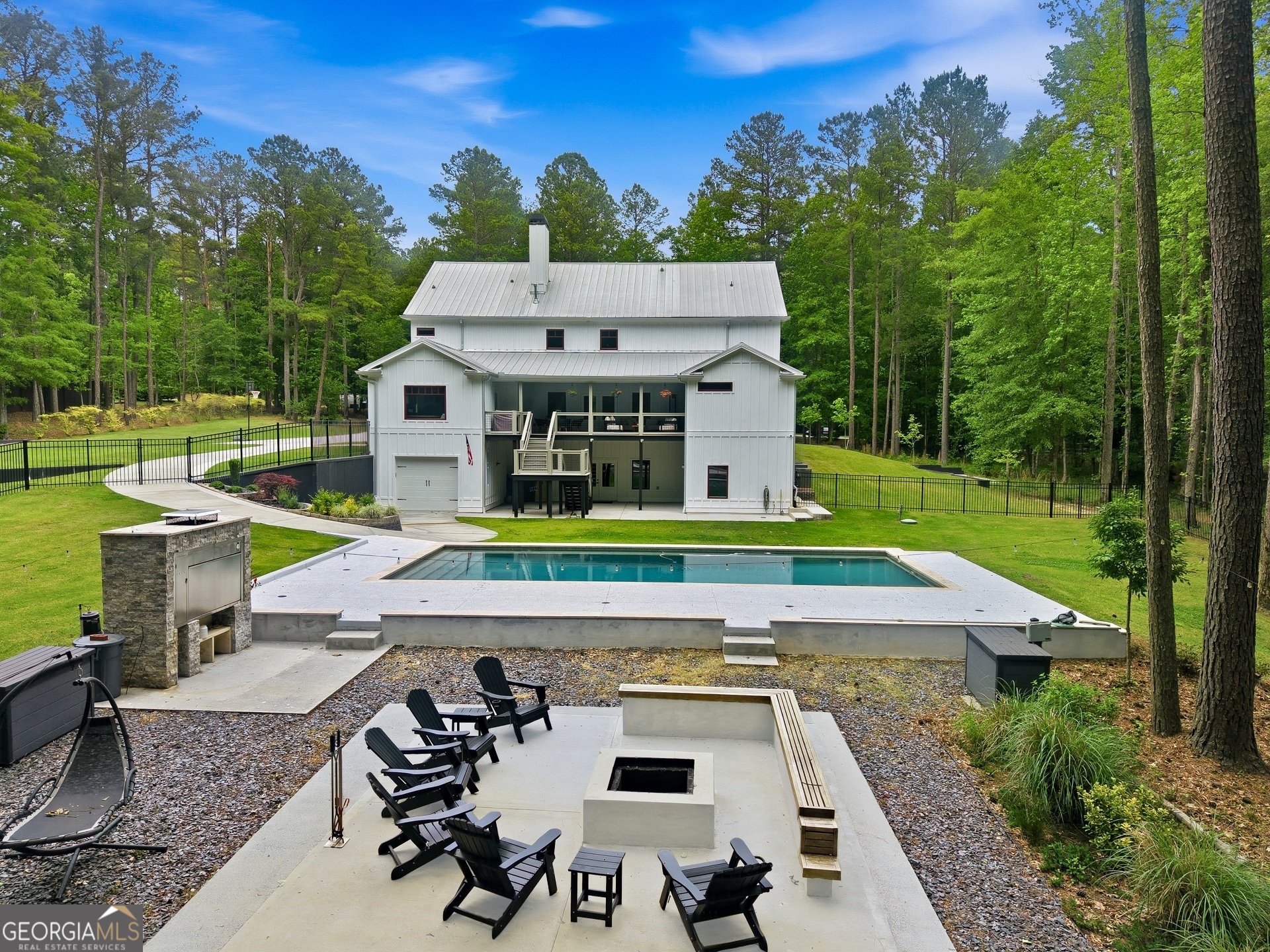 215 Diamond Pointe Fayetteville GA 30215