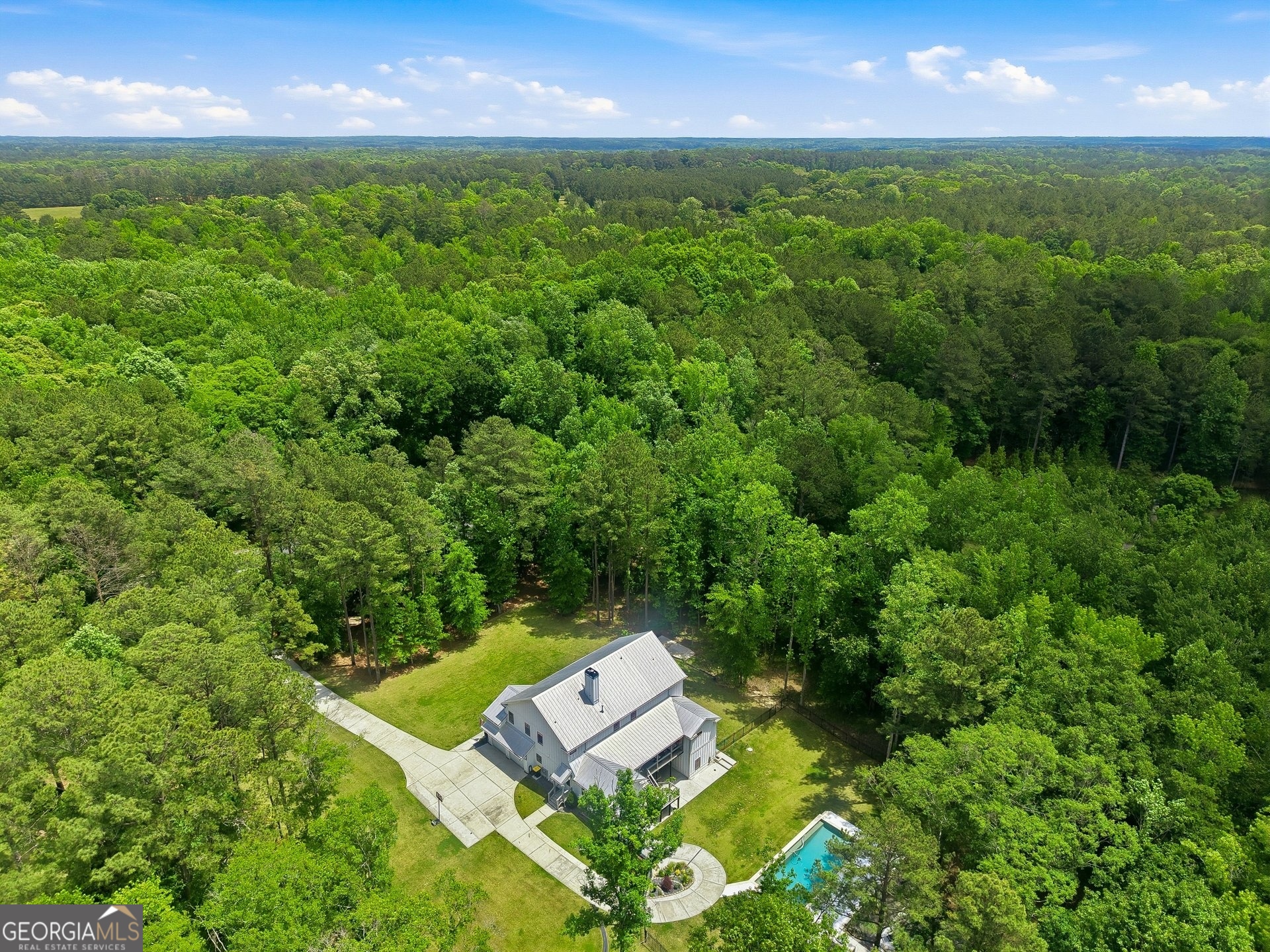 215 Diamond Pointe Fayetteville GA 30215