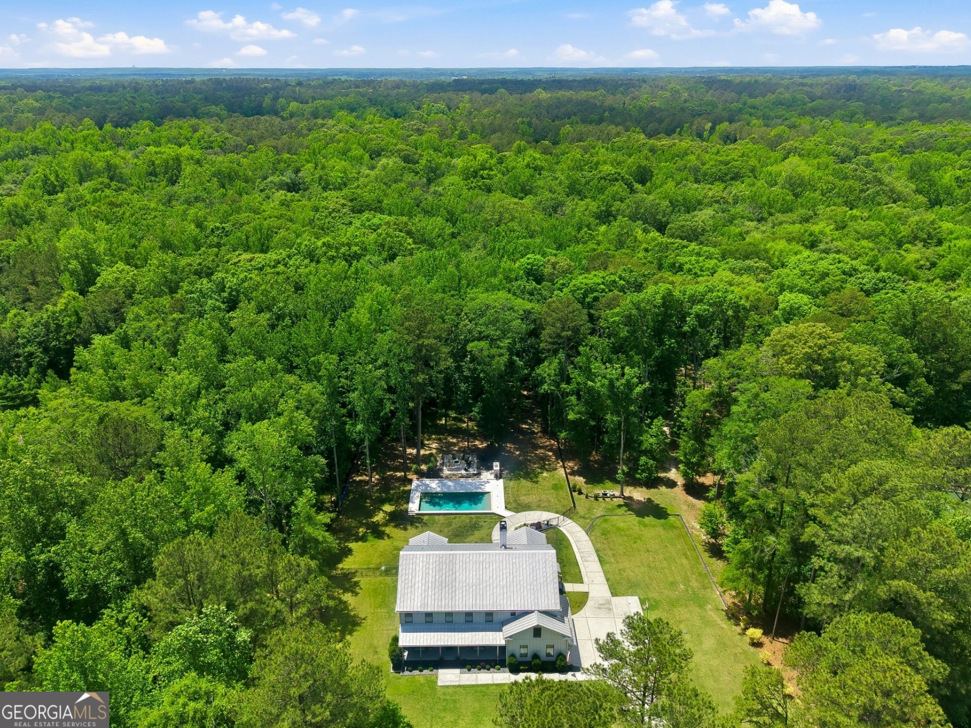 215 Diamond Pointe Fayetteville GA 30215