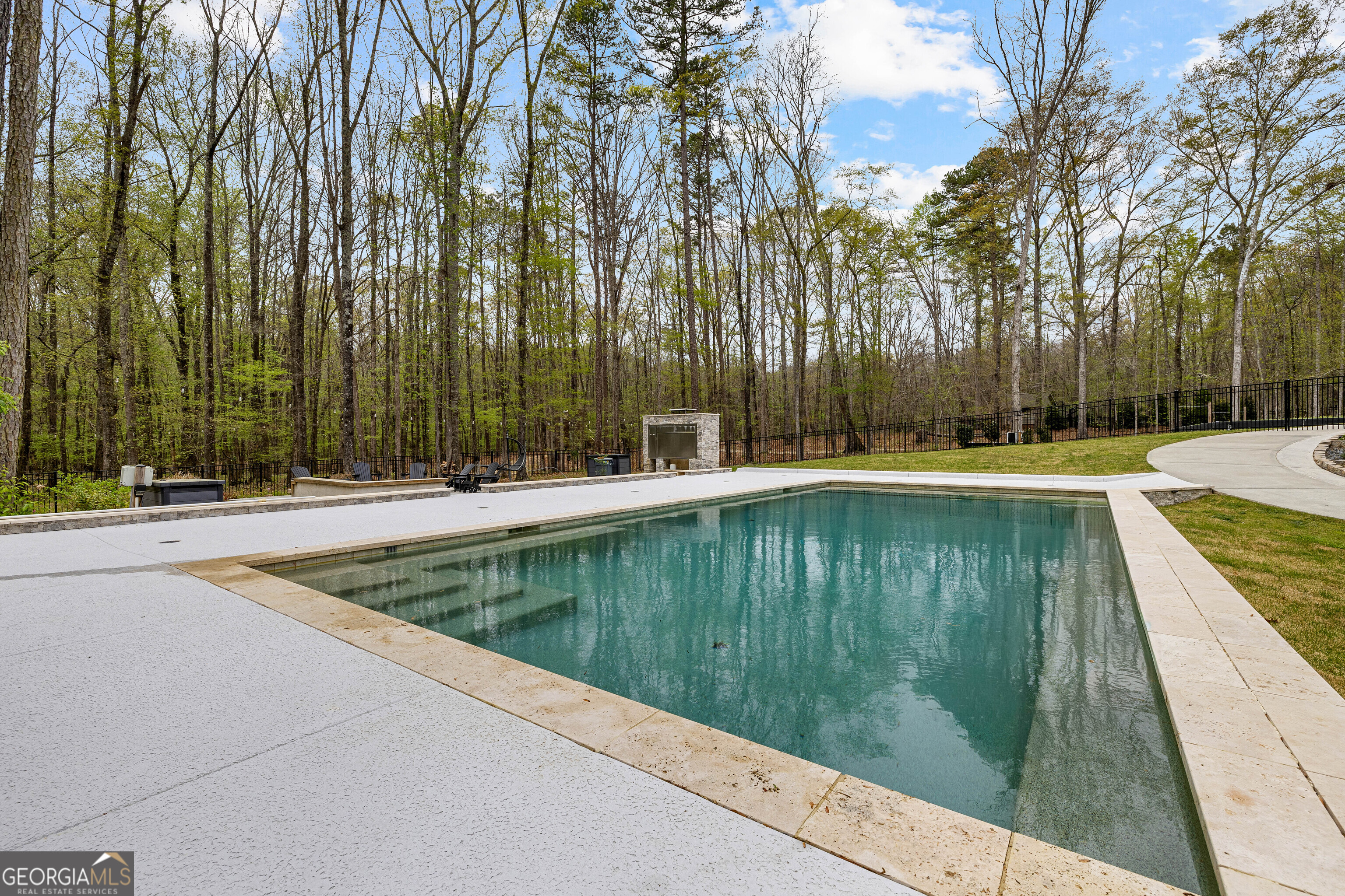 215 Diamond Pointe Fayetteville GA 30215