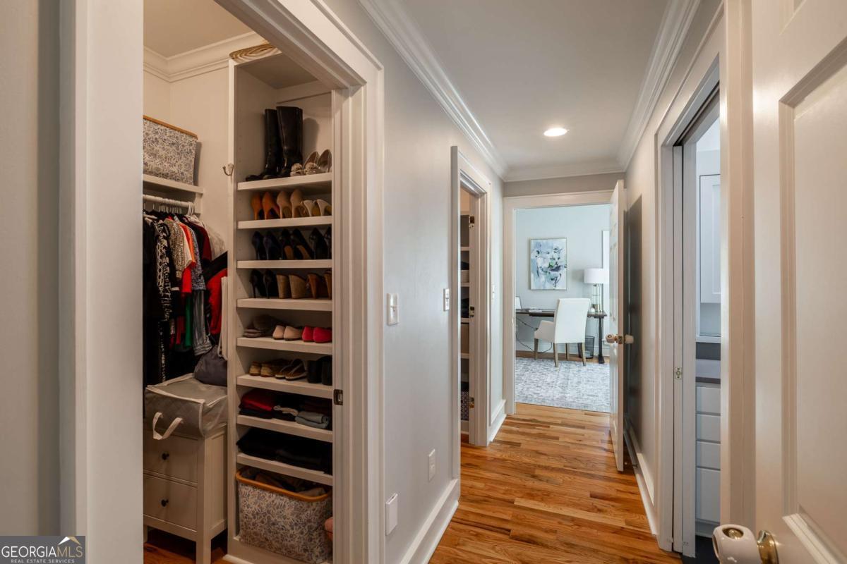385 Woodward Way Athens GA 30606