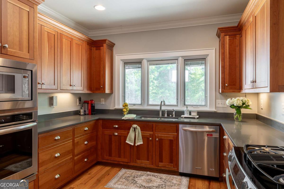 385 Woodward Way Athens GA 30606
