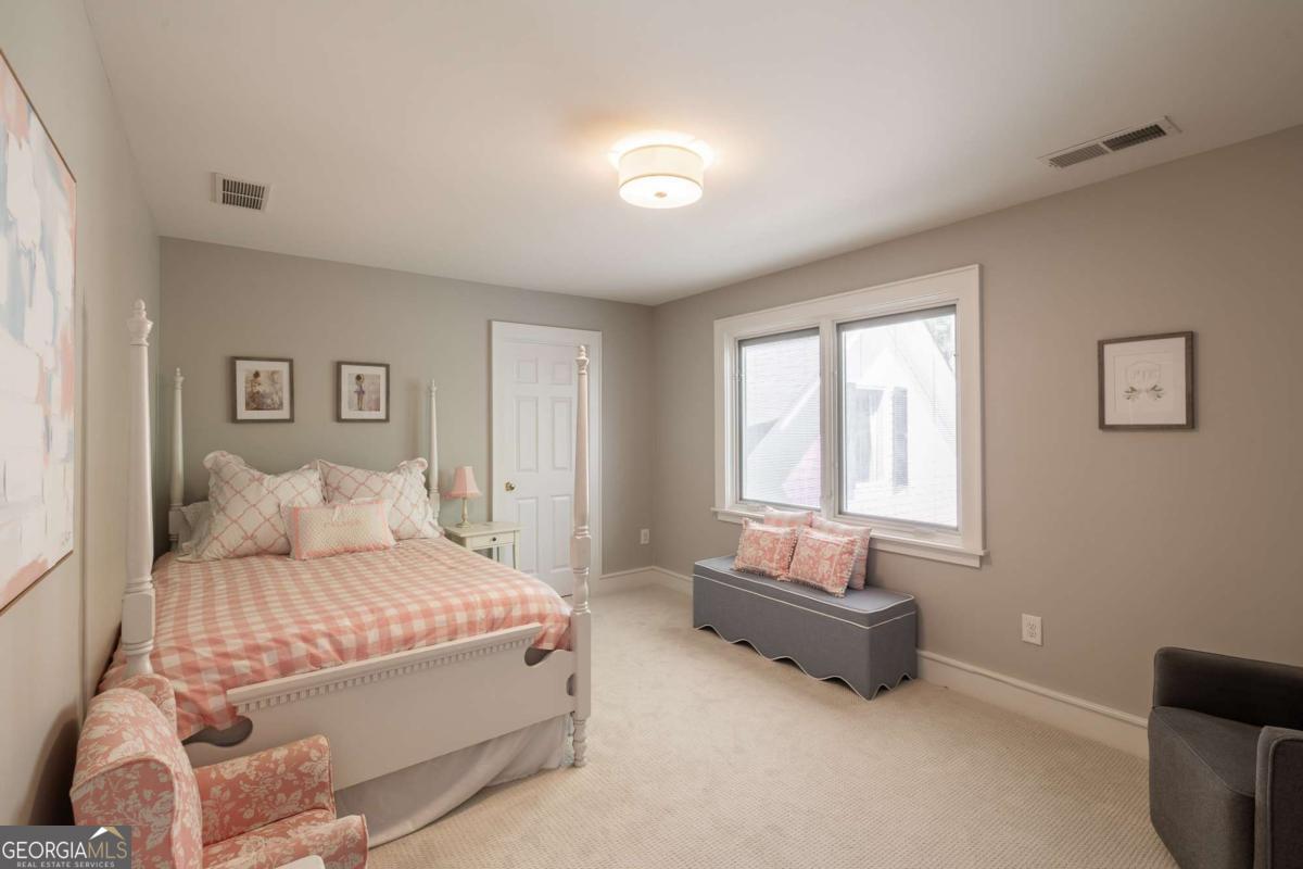 385 Woodward Way Athens GA 30606