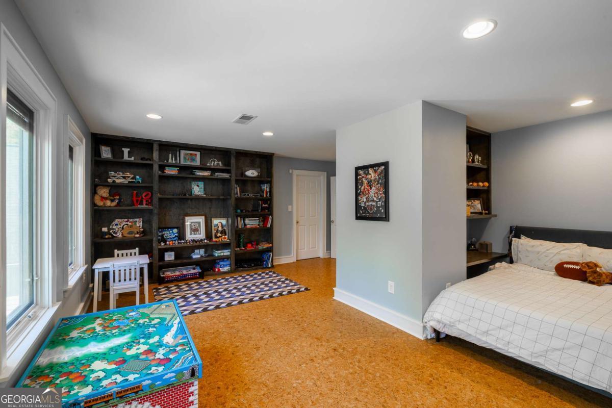 385 Woodward Way Athens GA 30606