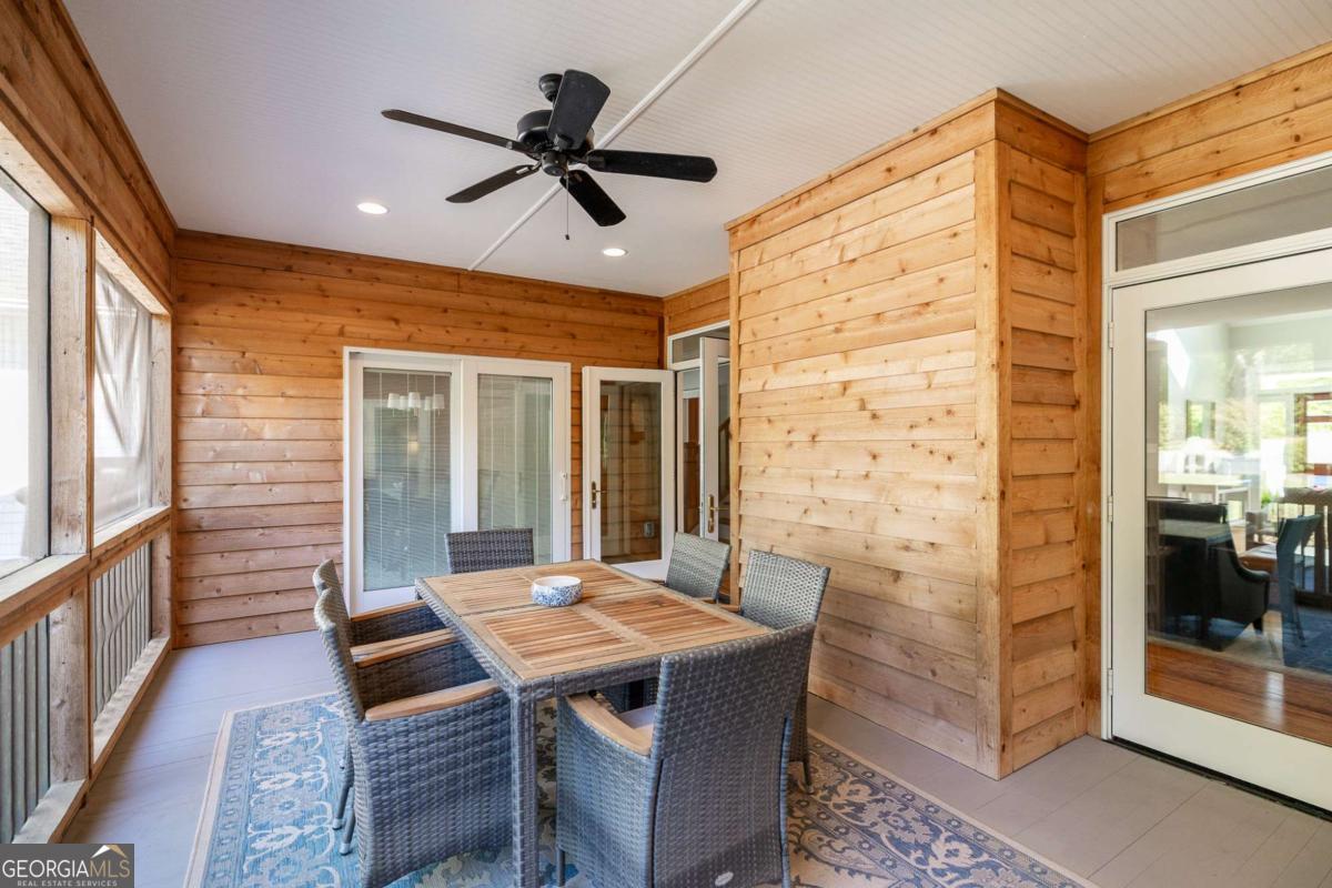 385 Woodward Way Athens GA 30606