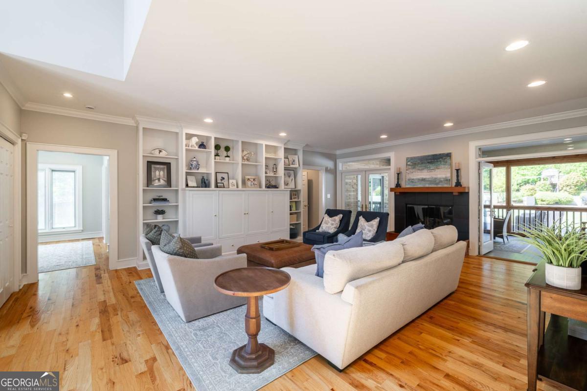 385 Woodward Way Athens GA 30606
