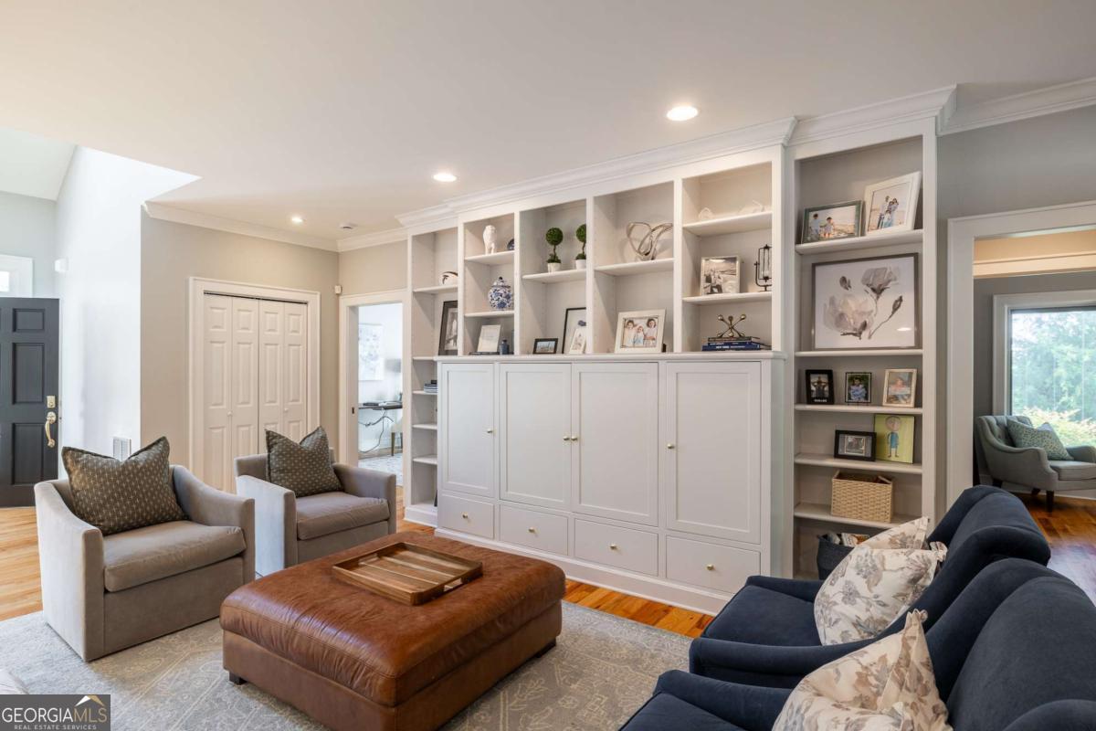 385 Woodward Way Athens GA 30606