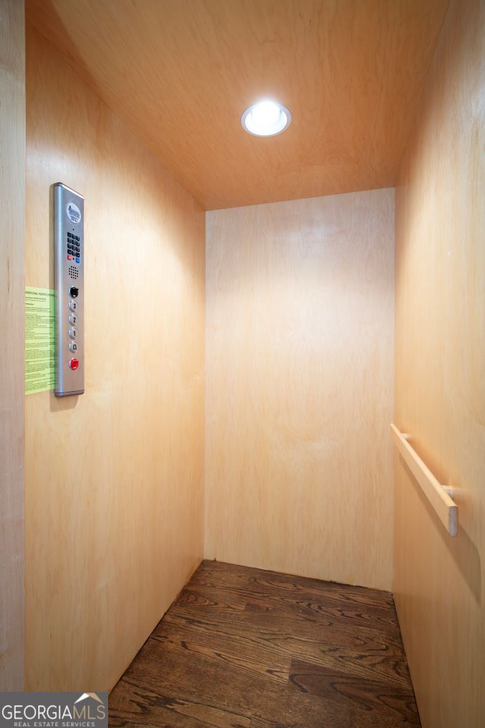 49 Sloan Street Roswell GA 30075