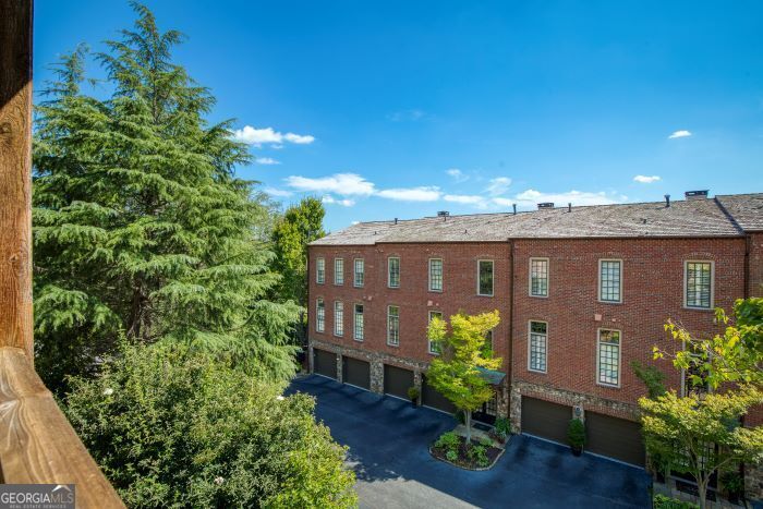 49 Sloan Street Roswell GA 30075