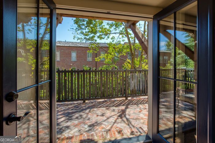 49 Sloan Street Roswell GA 30075