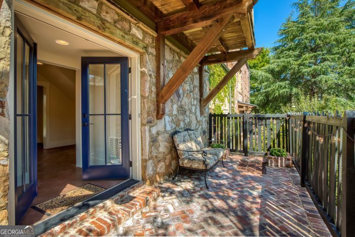 49 Sloan Street Roswell GA 30075