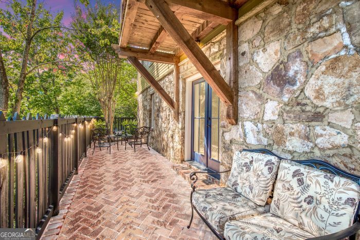 49 Sloan Street Roswell GA 30075