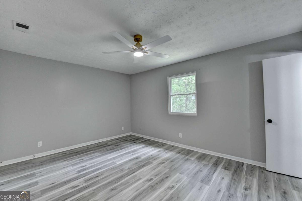 1018 Wayne Drive Snellville GA 30078
