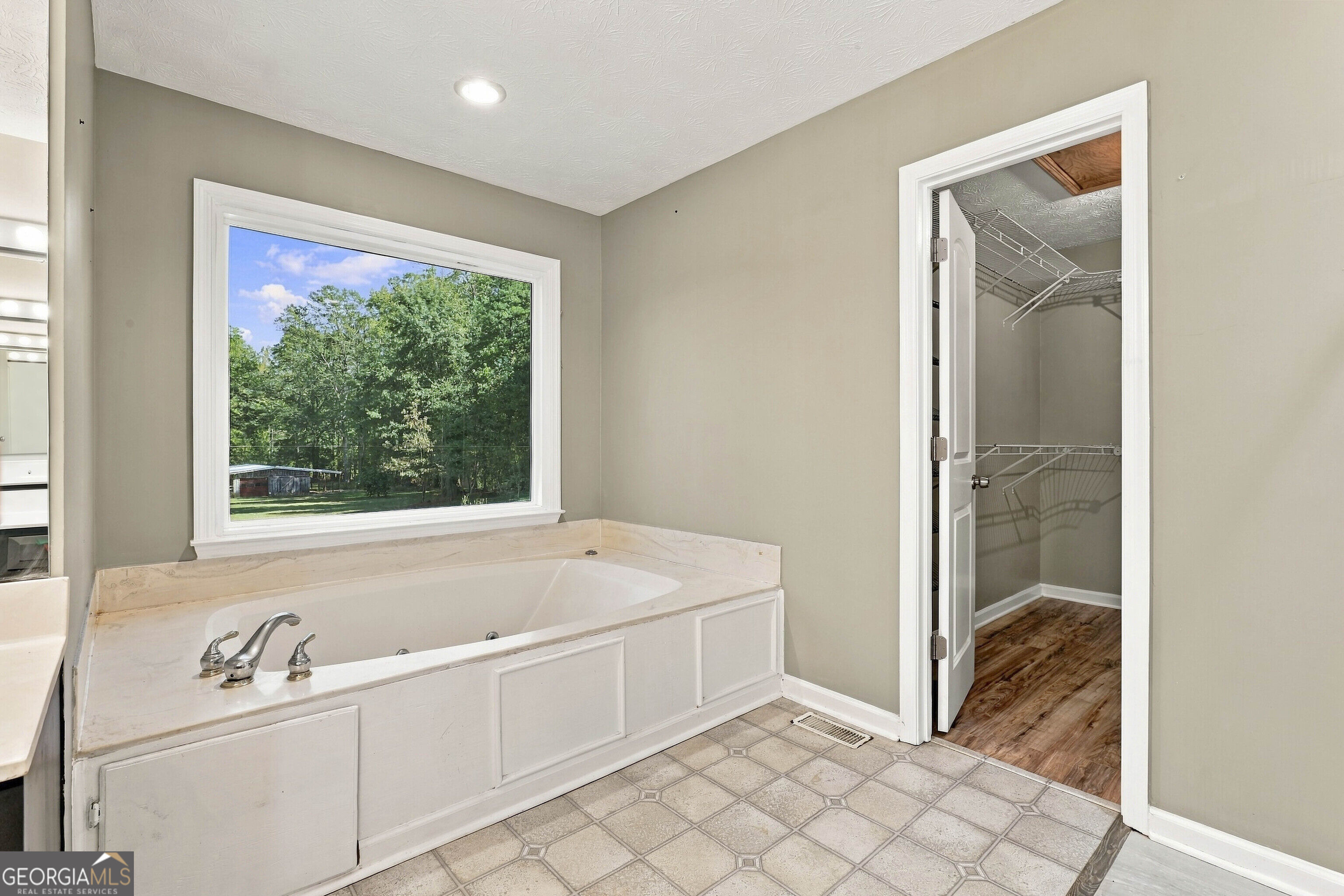 279 W Plantation Drive Newnan GA 30263