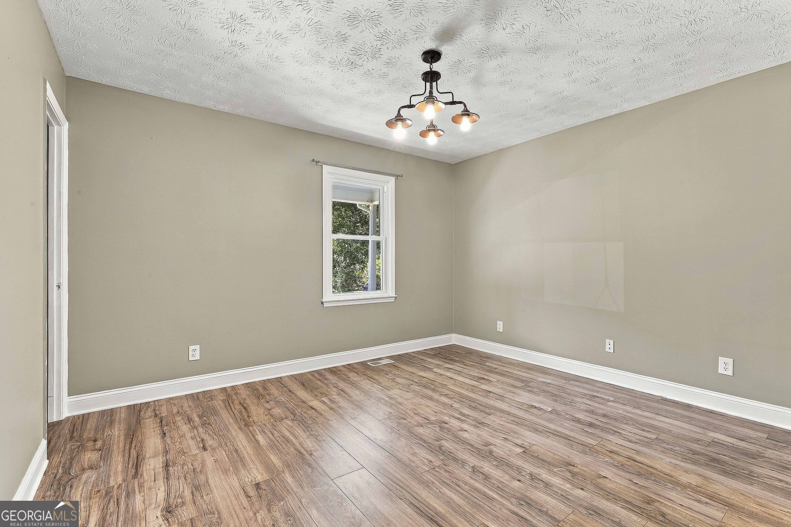 279 W Plantation Drive Newnan GA 30263
