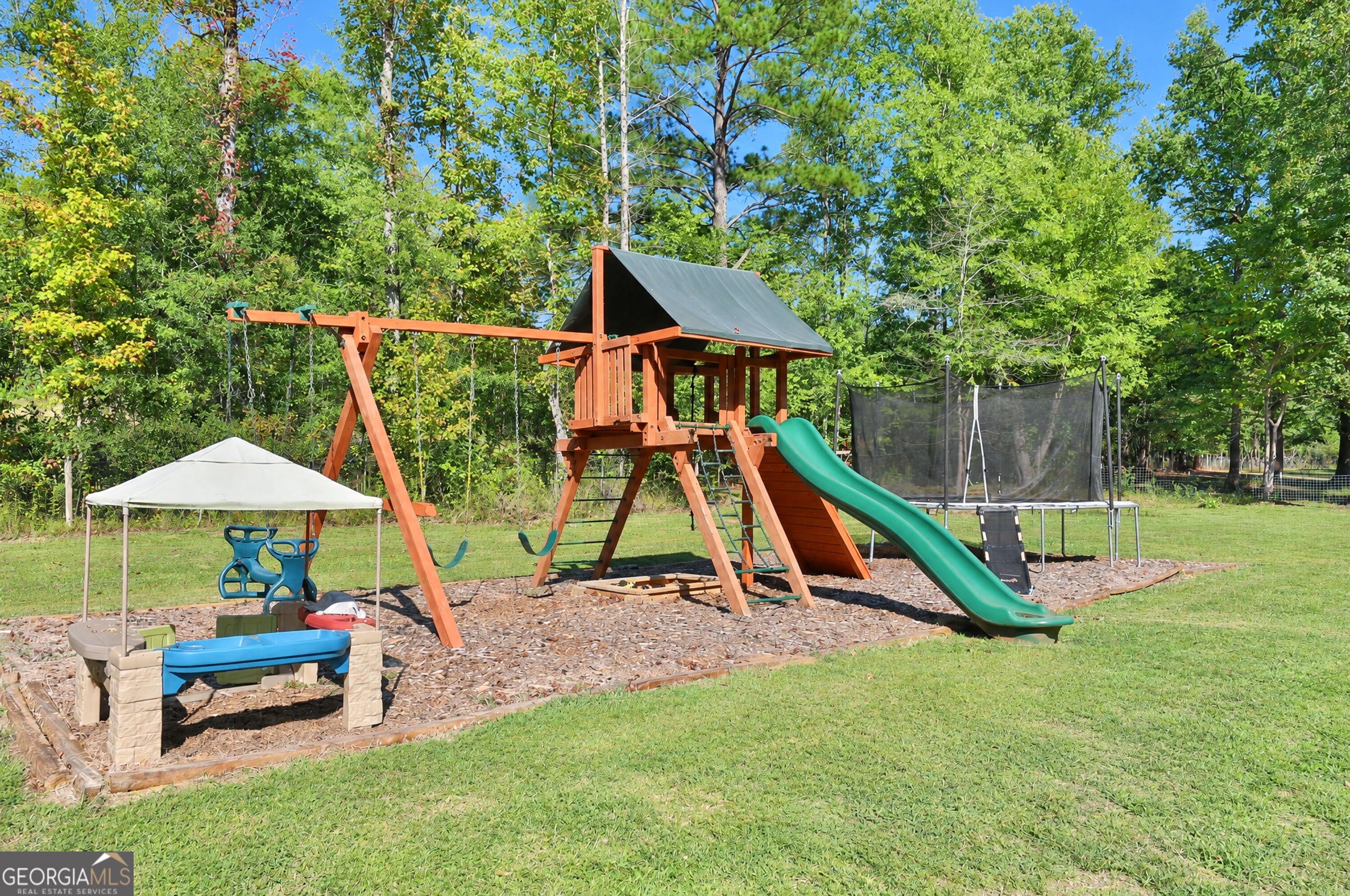 279 W Plantation Drive Newnan GA 30263
