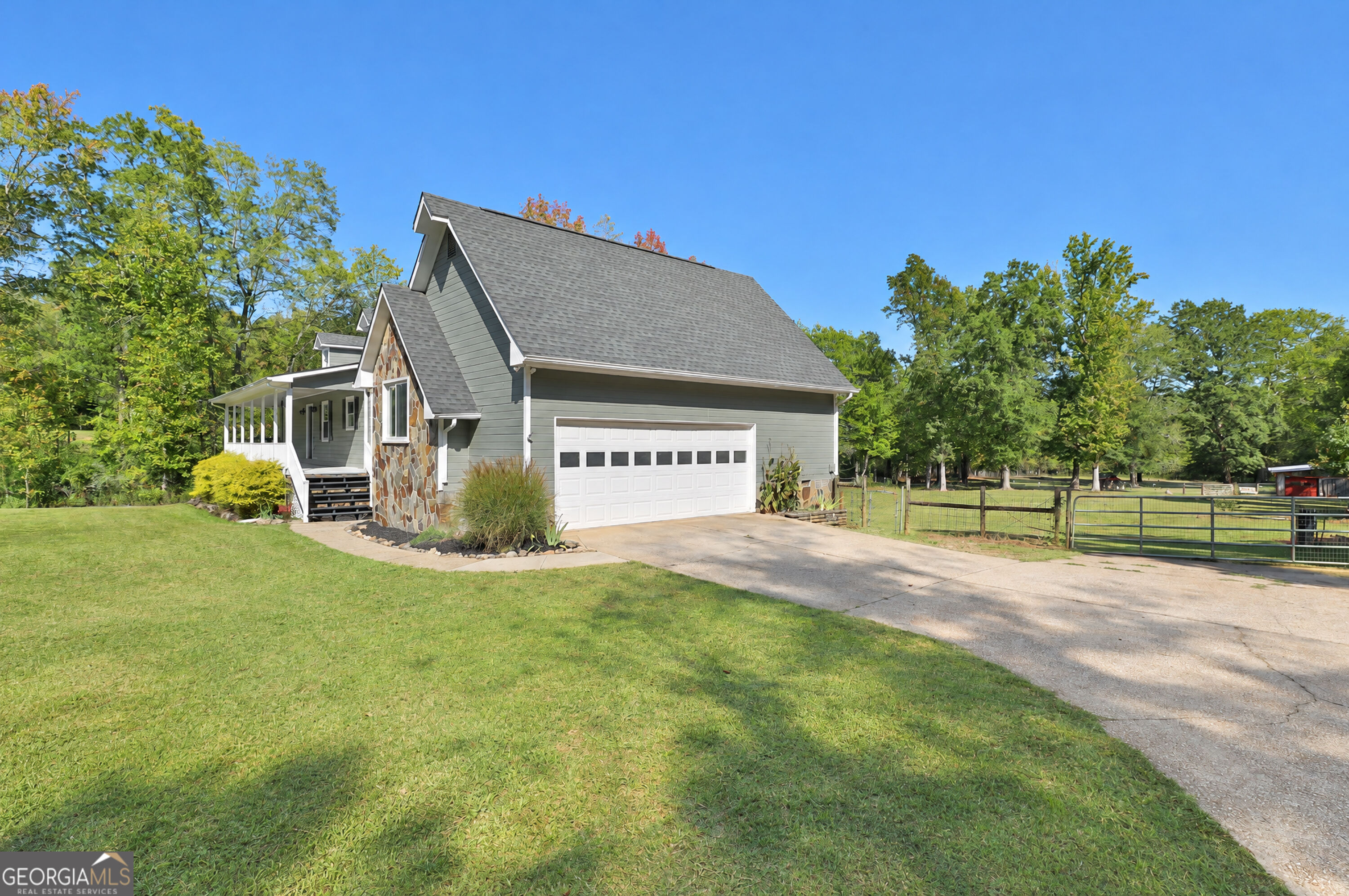 279 W Plantation Drive Newnan GA 30263