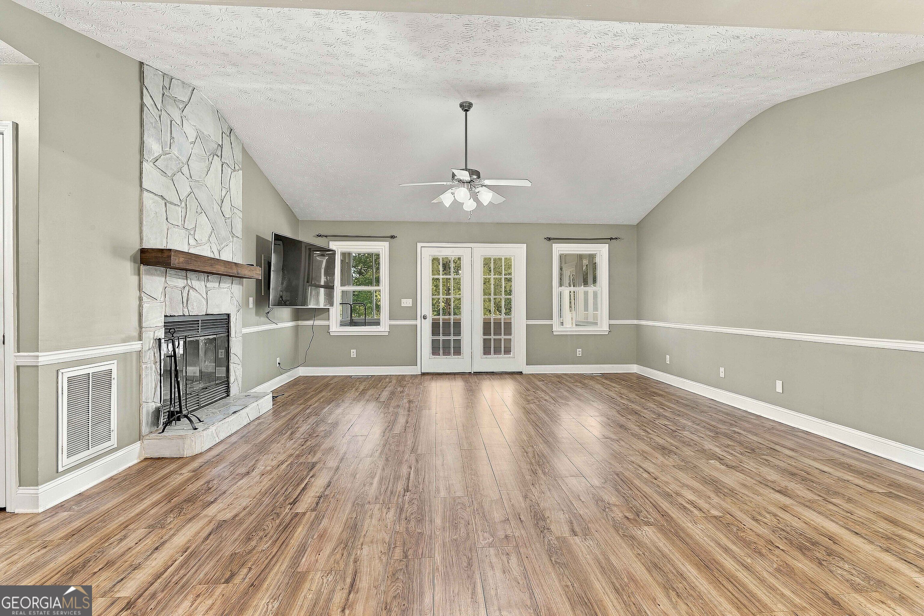 279 W Plantation Drive Newnan GA 30263