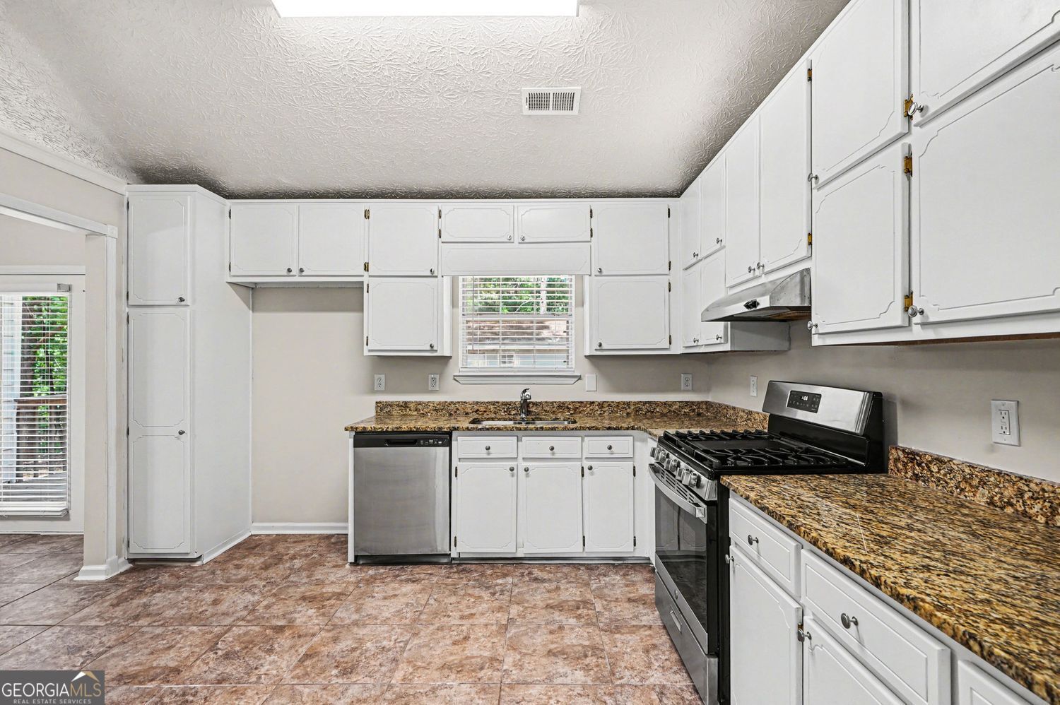 20 Woodside Court Mcdonough GA 30253