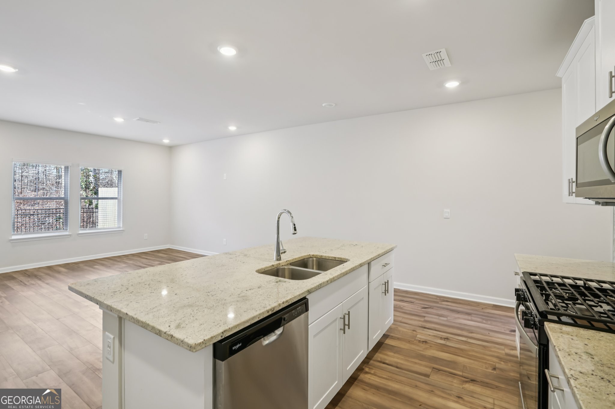16 Beech Lane S Dawsonville GA 30534