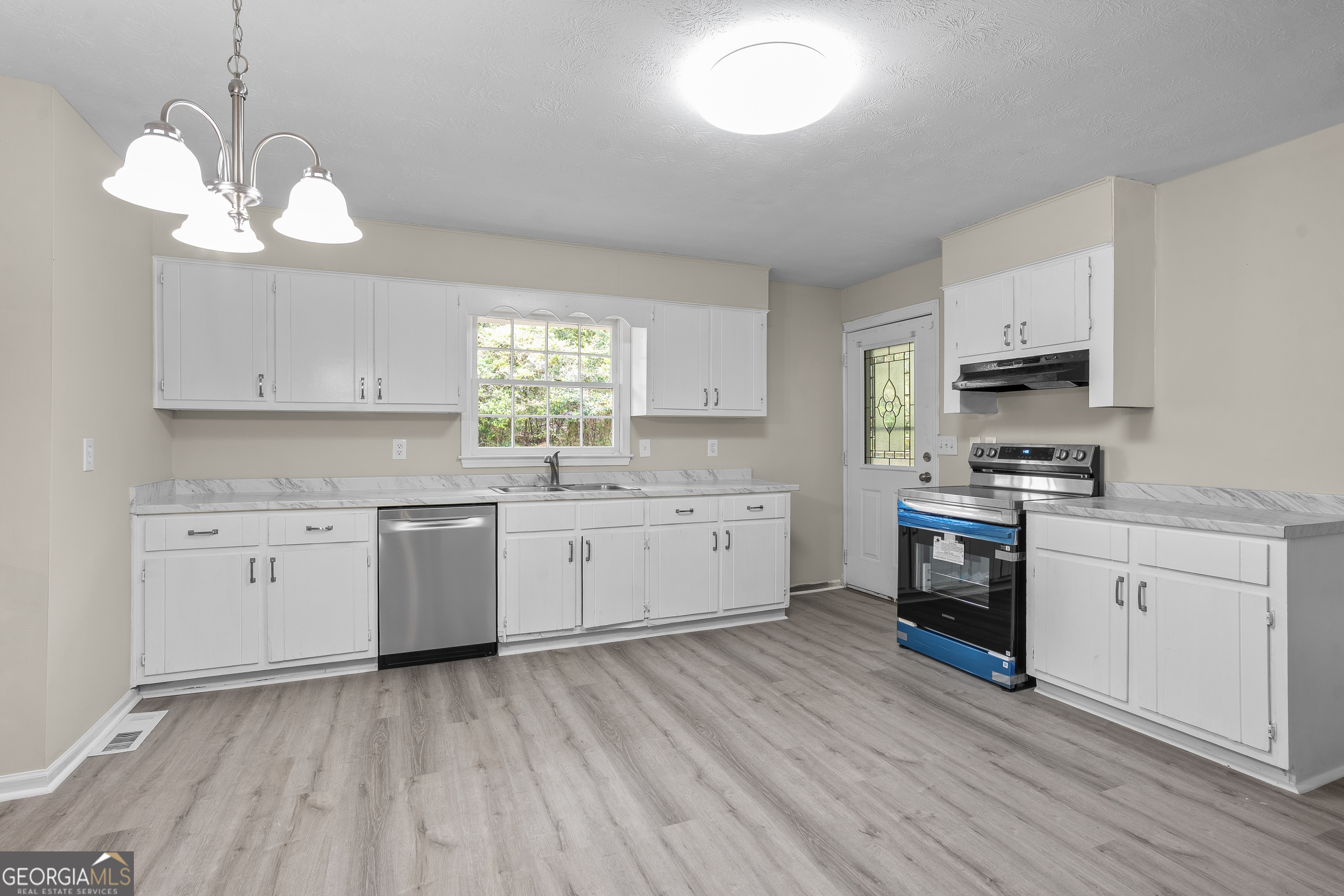 3219 Rondelay Drive Lithonia GA 30038