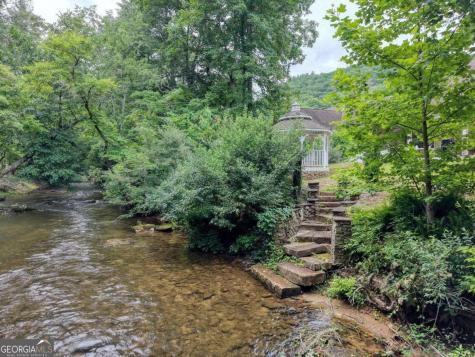 2187 Big Pine Drive Hiawassee GA 30546