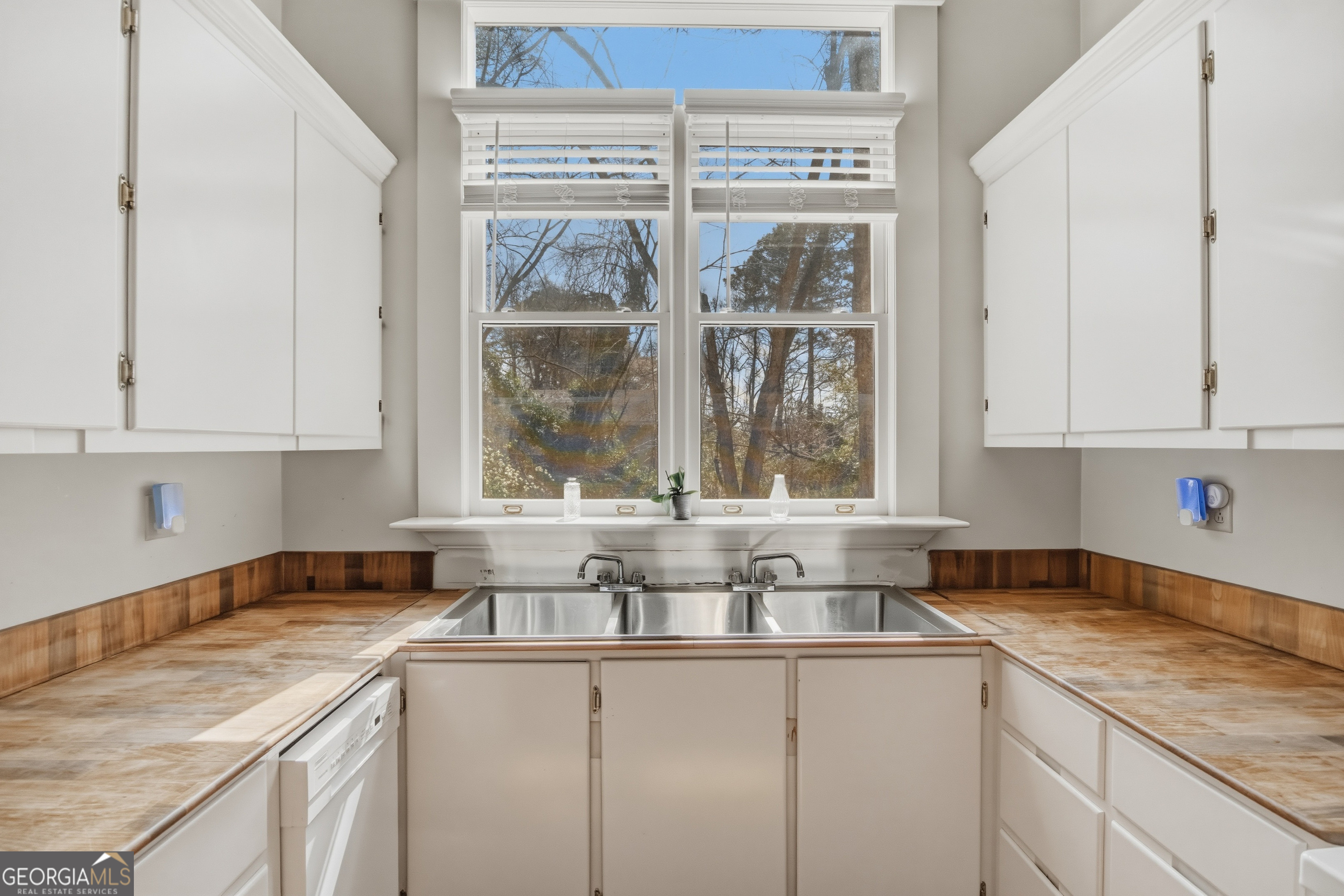 2569 Riverbend Road Athens GA 30605