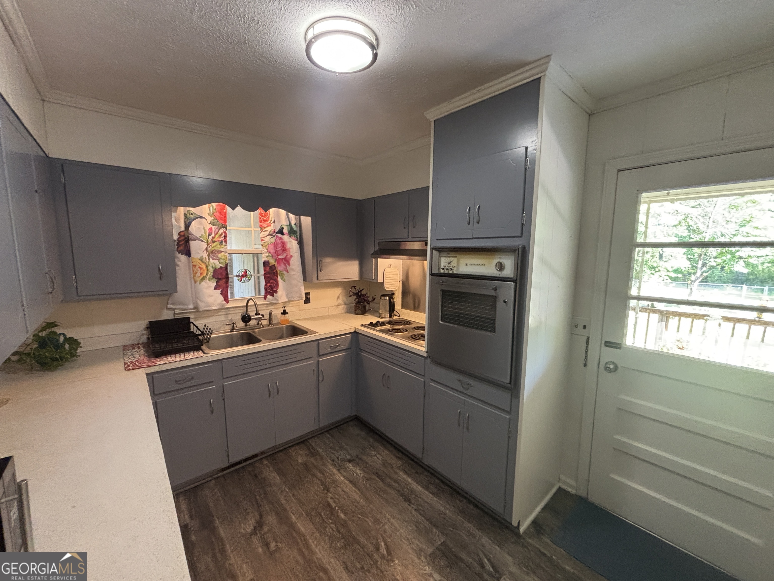 152 Crest Drive Cochran GA 31014