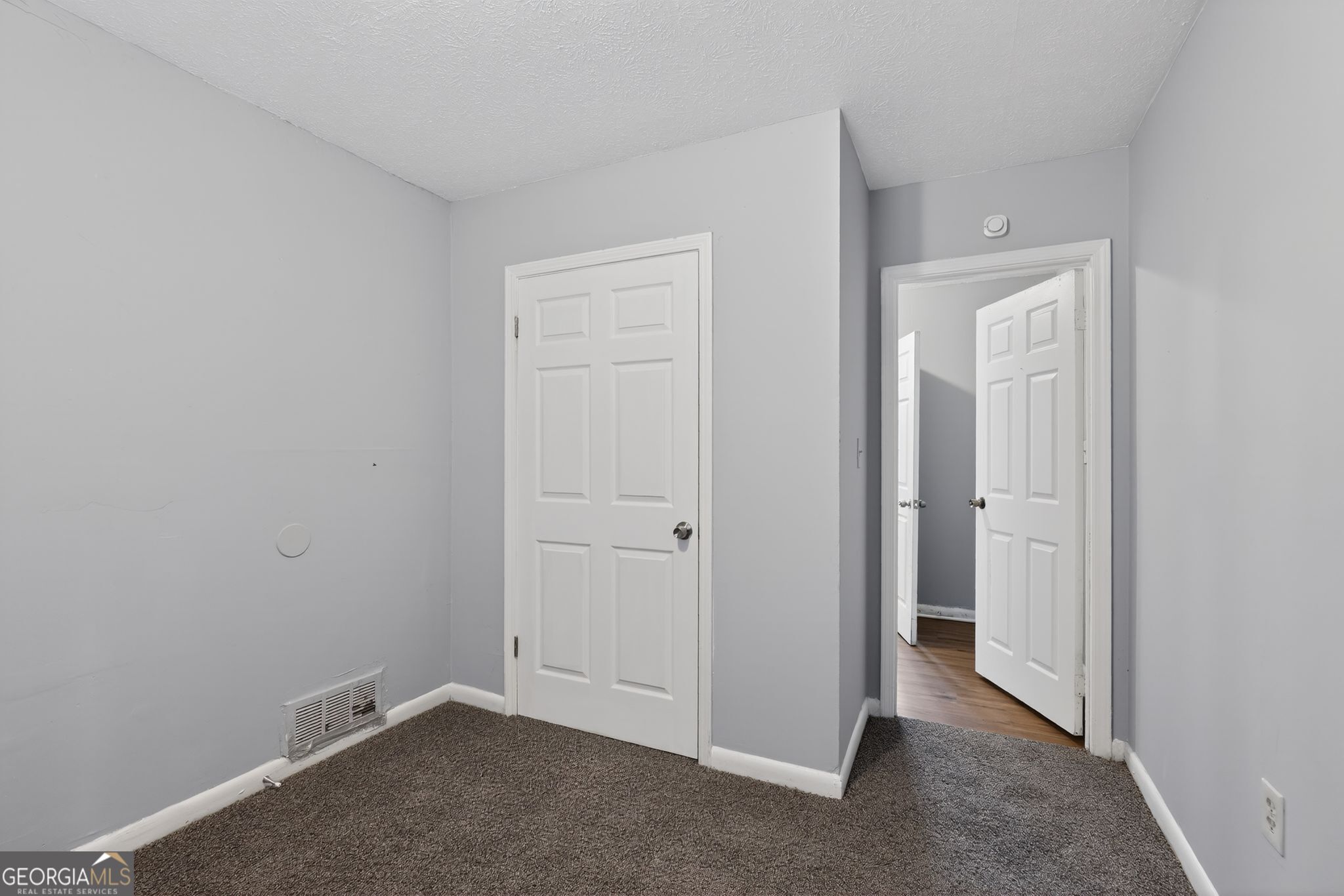 2416 Meadow Park Drive SW Atlanta GA 30315