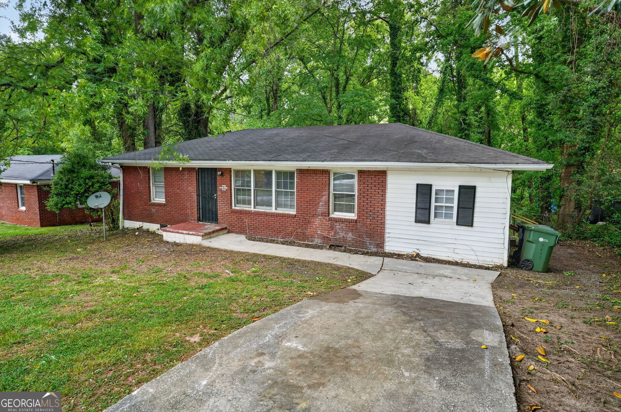 2416 Meadow Park Drive SW Atlanta GA 30315