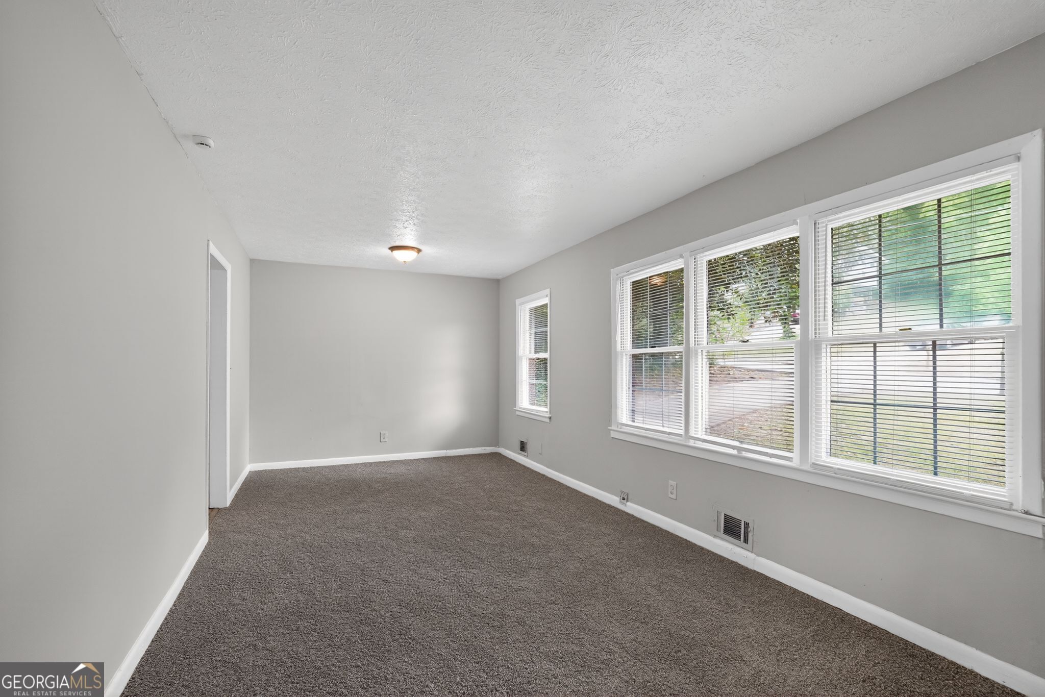2416 Meadow Park Drive SW Atlanta GA 30315
