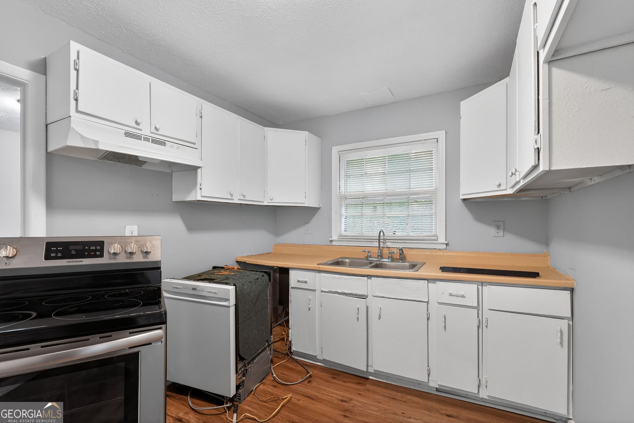 2416 Meadow Park Drive SW Atlanta GA 30315