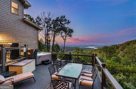 723 Ripshin Heights Blue Ridge GA 30513
