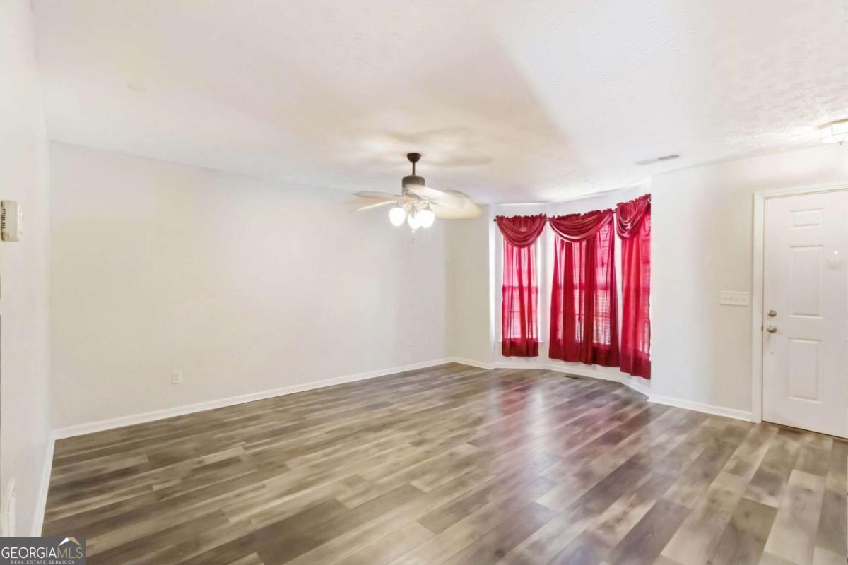 5559 Strathmoor Manor Circle Lithonia GA 30058