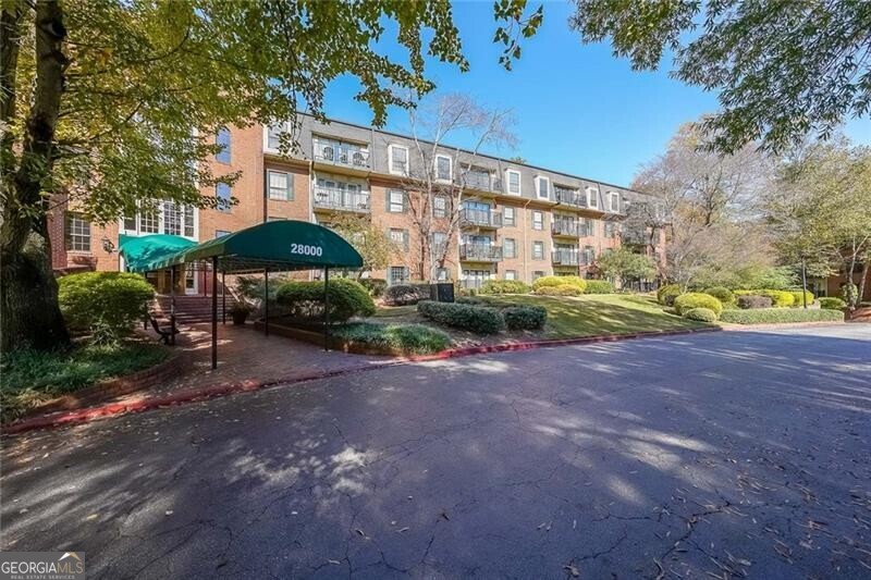 28410 Plantation Drive NE Atlanta GA 30324